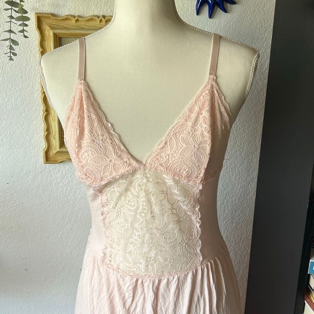 Daisy Fuentes Size Medium light pink Sleep Dress - Picture 2 of 8